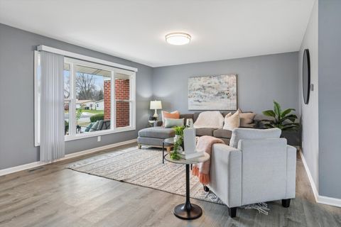 Tiny photo for 60 Fernwood Road, Montgomery, IL 60538 (MLS # 12522860)