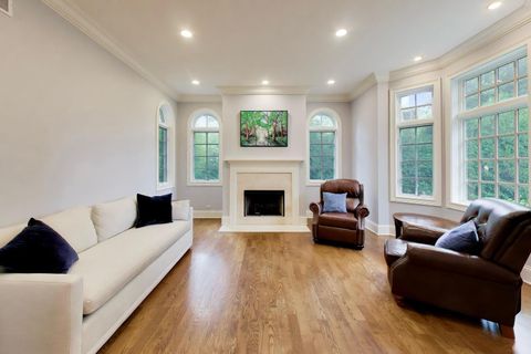 Tiny photo for 995 Old Elm Place, Glencoe, IL 60022 (MLS # 12672866)