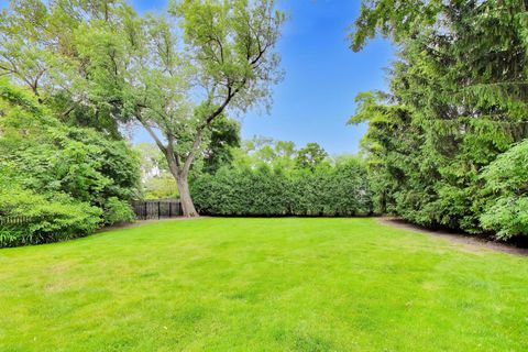 Tiny photo for 995 Old Elm Place, Glencoe, IL 60022 (MLS # 12672866)