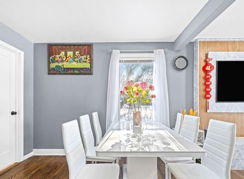 Tiny photo for 6709 N KOLMAR Avenue, Lincolnwood, IL 60712 (MLS # 12558377)