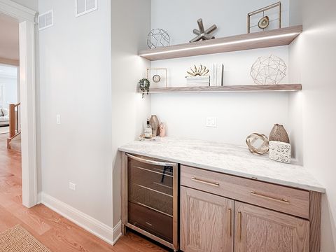 Tiny photo for 885 Geneva Road, St. Charles, IL 60174 (MLS # 12566409)