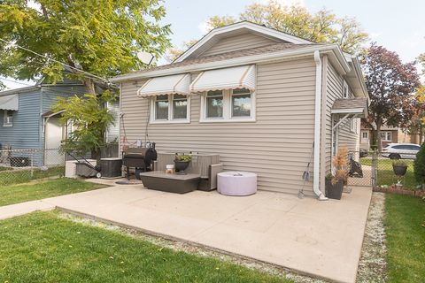 Tiny photo for 1410 N 14th Avenue, Melrose Park, IL 60160 (MLS # 12544857)