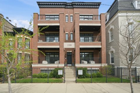 Photo of Chicago, IL 60614 (MLS # 12622665)