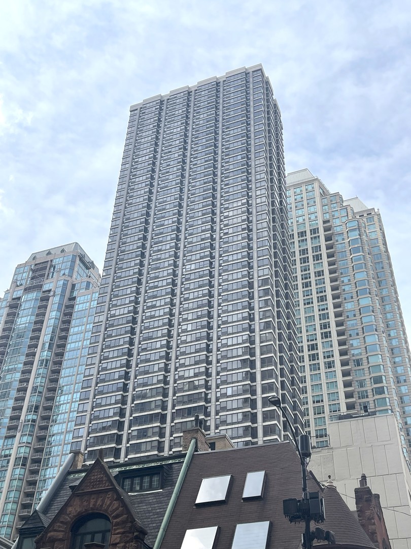 30 E Huron Street 2301