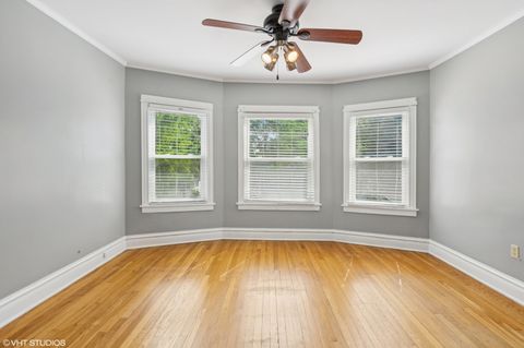 Tiny photo for 721 Clarence Avenue, Oak Park, IL 60304 (MLS # 12525861)