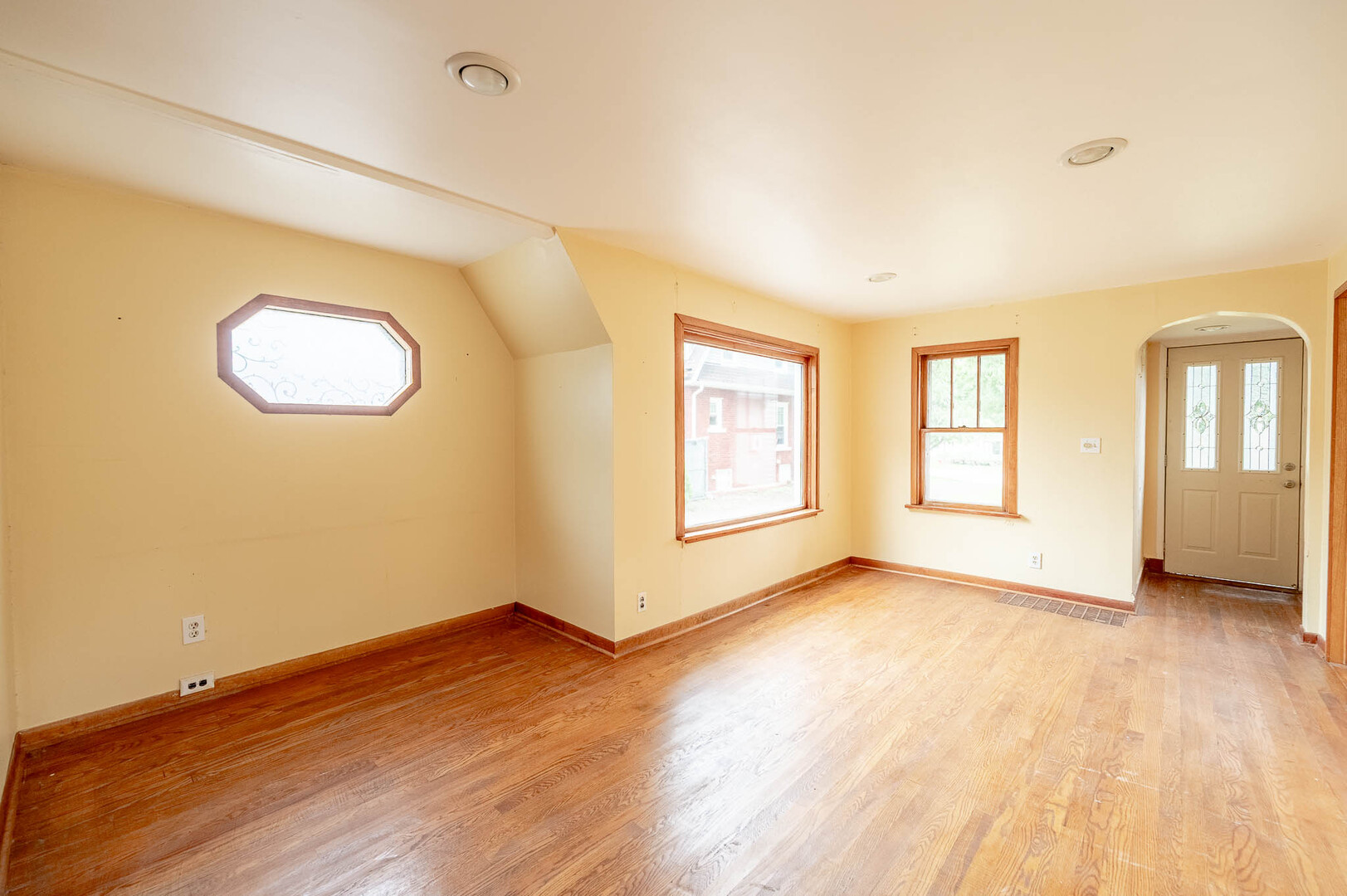 117 E Quincy Street
