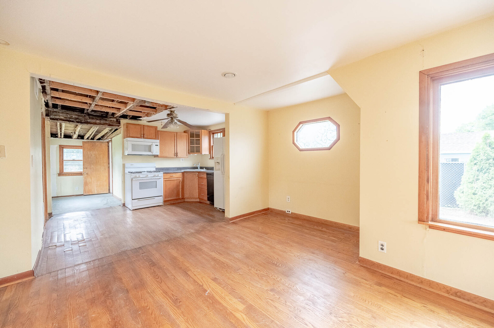 117 E Quincy Street