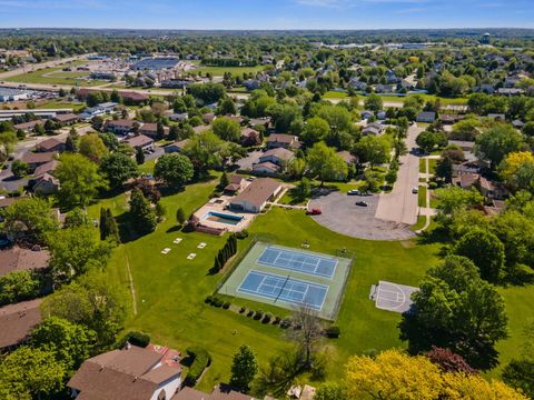 Tiny photo for 1844 Kerrybrook Court #0, Sycamore, IL 60178 (MLS # 12669329)