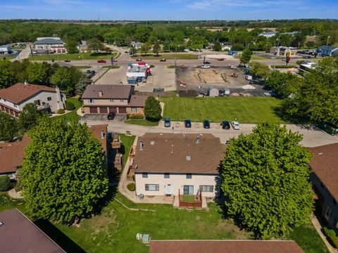 Tiny photo for 1844 Kerrybrook Court #0, Sycamore, IL 60178 (MLS # 12669329)