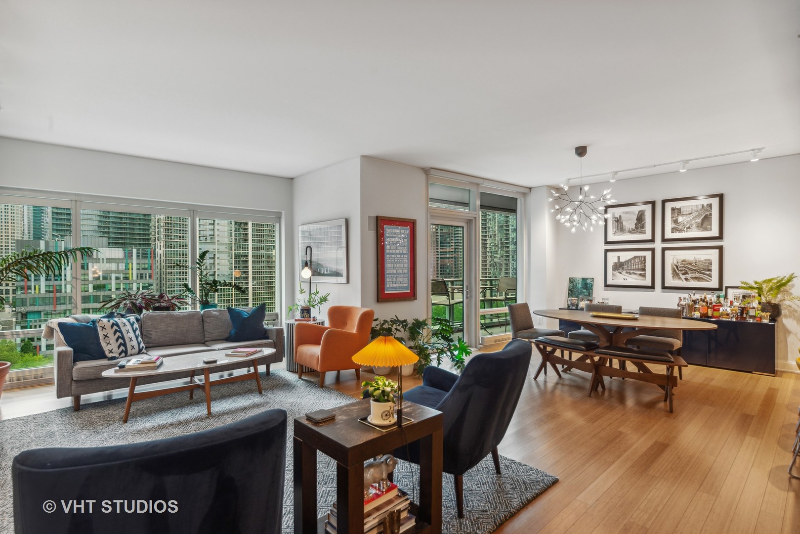 340 E RANDOLPH Street 604