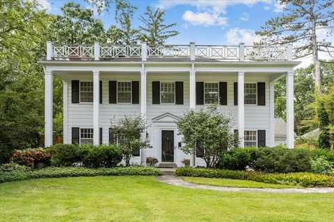 2927 Indianwood Road Wilmette IL 60091