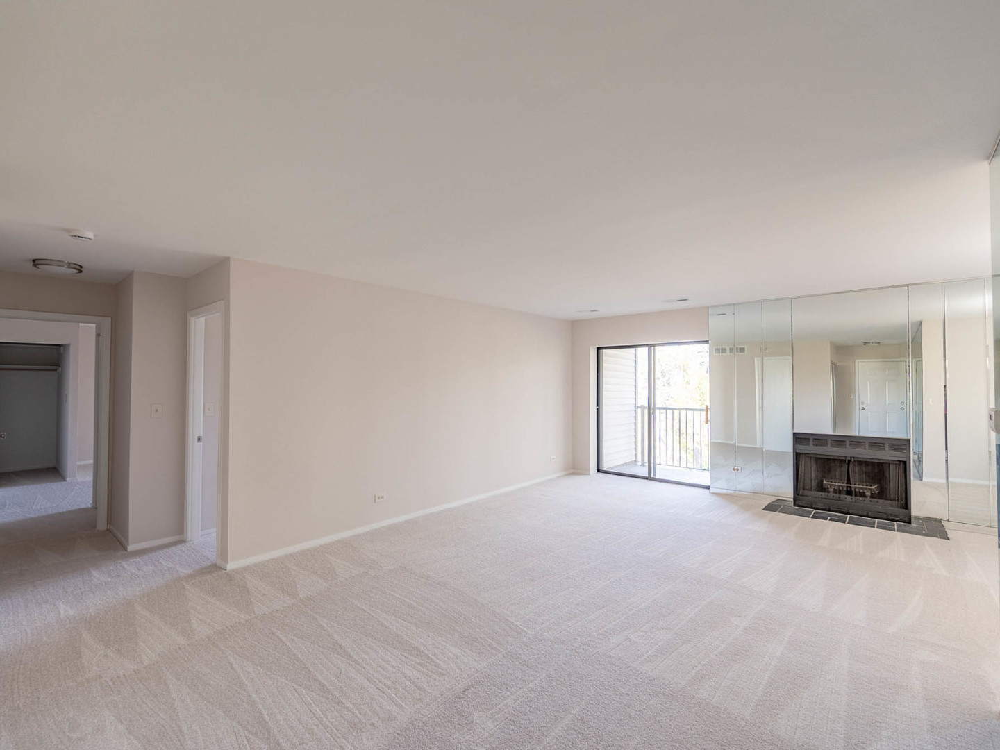 3050 Pheasant Creek Drive 407