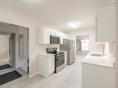 Tiny photo for 3050 Pheasant Creek Drive #407, Northbrook, IL 60062 (MLS # 12544225)