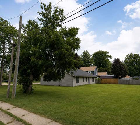 Tiny photo for 7 Arcade Court, Freeport, IL 61032 (MLS # 12706405)