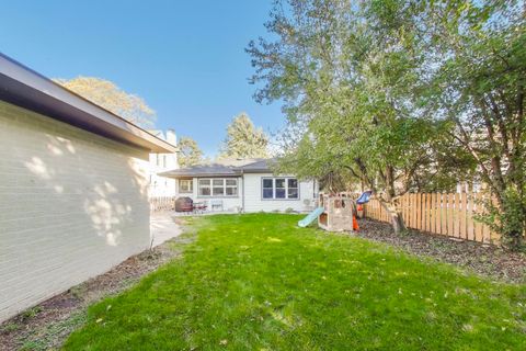 Tiny photo for 416 Leitch Avenue, La Grange, IL 60525 (MLS # 12500318)