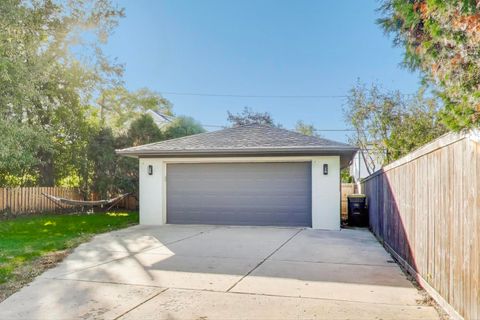 Tiny photo for 416 Leitch Avenue, La Grange, IL 60525 (MLS # 12500318)