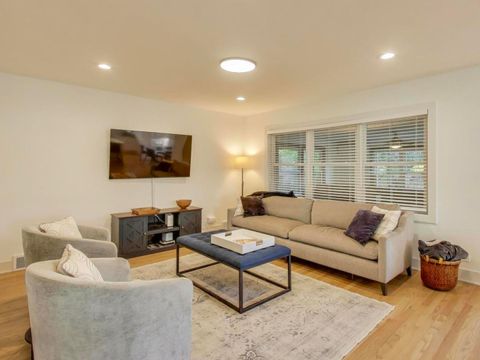 Tiny photo for 416 Leitch Avenue, La Grange, IL 60525 (MLS # 12500318)