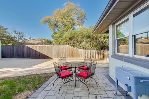 Tiny photo for 416 Leitch Avenue, La Grange, IL 60525 (MLS # 12500318)