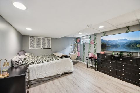 Tiny photo for 511 Greens View Drive, Algonquin, IL 60102 (MLS # 12595594)