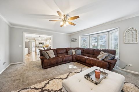 Tiny photo for 511 Greens View Drive, Algonquin, IL 60102 (MLS # 12595594)