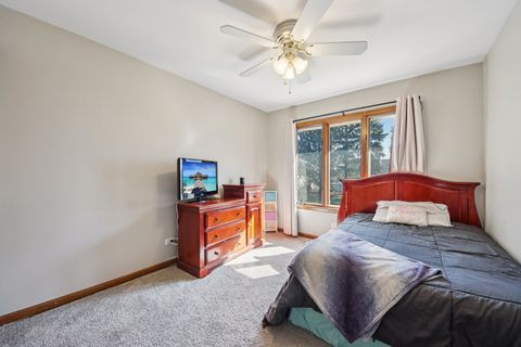 Tiny photo for 511 Greens View Drive, Algonquin, IL 60102 (MLS # 12595594)