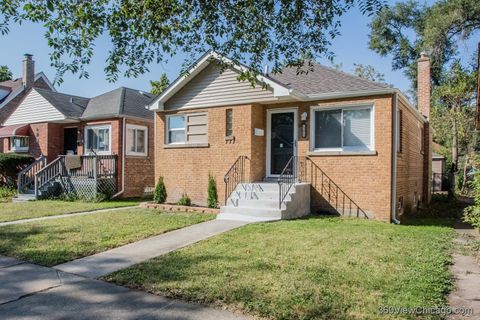 Tiny photo for 12412 S Stewart Avenue, Chicago, IL 60628 (MLS # 12487494)