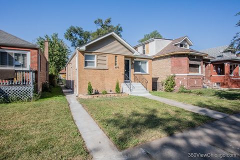 Tiny photo for 12412 S Stewart Avenue, Chicago, IL 60628 (MLS # 12487494)