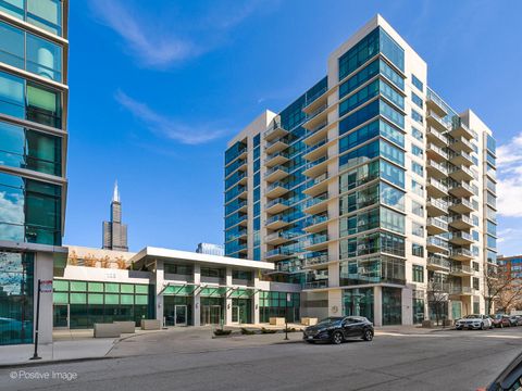 125 S Green Street 1010A Chicago IL 60607