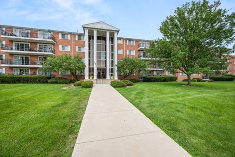 Tiny photo for 1060 N Farnsworth Avenue, Aurora, IL 60505 (MLS # 12723272)