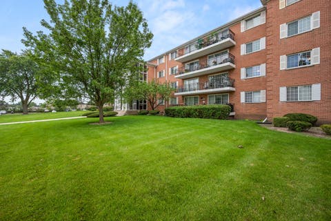 Tiny photo for 1060 N Farnsworth Avenue, Aurora, IL 60505 (MLS # 12723272)