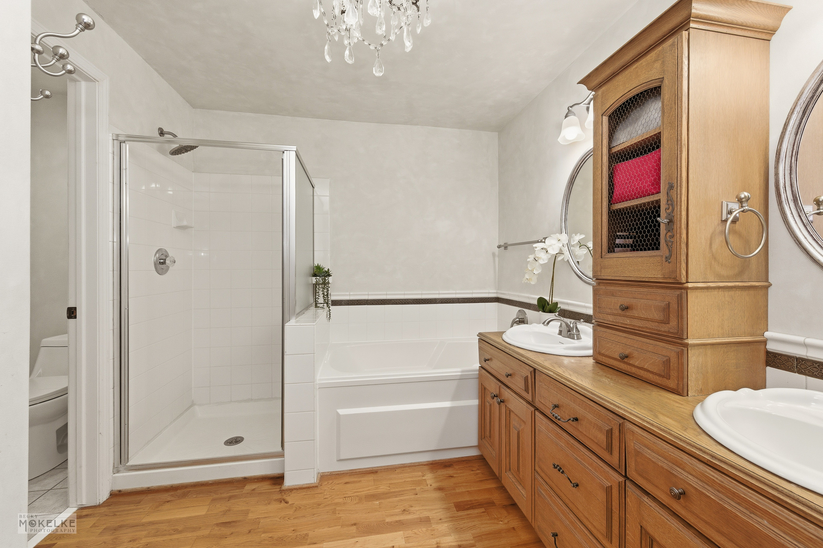 Warrenville, Illinois 60555, United States, 2 Bedrooms Bedrooms, ,2 BathroomsBathrooms,Residential,Active,254891