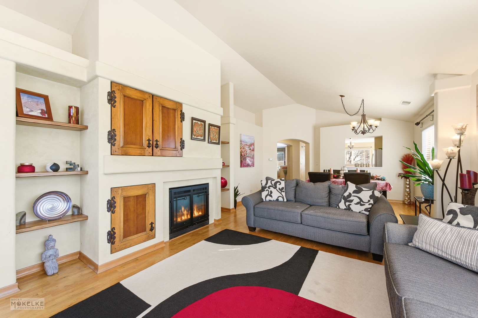 Warrenville, Illinois 60555, United States, 2 Bedrooms Bedrooms, ,2 BathroomsBathrooms,Residential,Active,254891