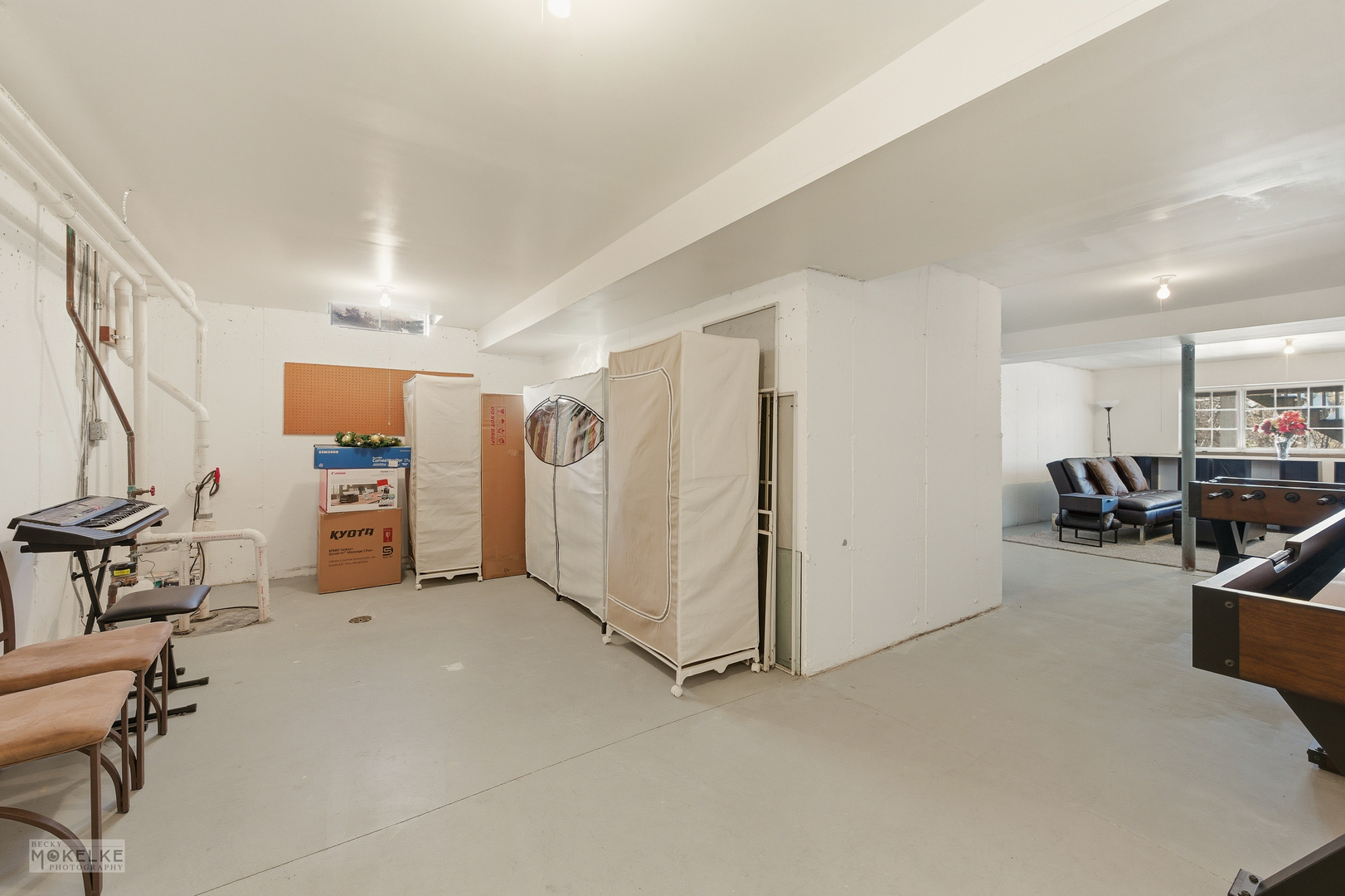 Warrenville, Illinois 60555, United States, 2 Bedrooms Bedrooms, ,2 BathroomsBathrooms,Residential,Active,254891