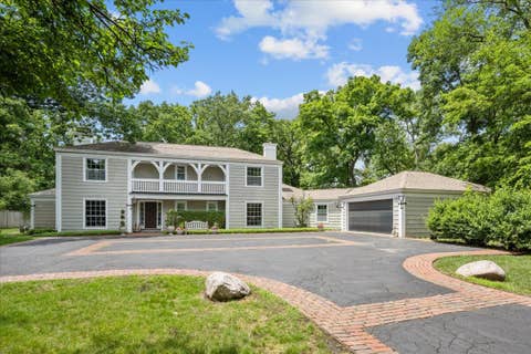 Photo of 306 Sunset Ridge Road, Northfield, IL 60093 (MLS # 12679671)