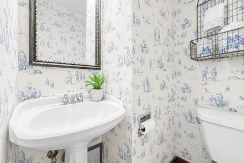 Tiny photo for 306 Sunset Ridge Road, Northfield, IL 60093 (MLS # 12679671)