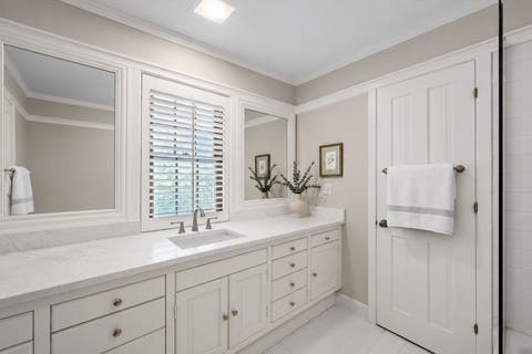Tiny photo for 306 Sunset Ridge Road, Northfield, IL 60093 (MLS # 12679671)