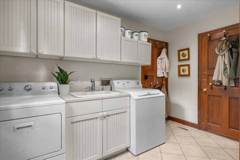 Tiny photo for 306 Sunset Ridge Road, Northfield, IL 60093 (MLS # 12679671)