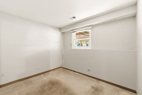 Tiny photo for 933 W Gilbert Avenue, Palatine, IL 60067 (MLS # 12702936)