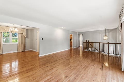 Tiny photo for 933 W Gilbert Avenue, Palatine, IL 60067 (MLS # 12702936)