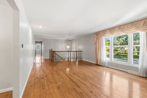 Tiny photo for 933 W Gilbert Avenue, Palatine, IL 60067 (MLS # 12702936)