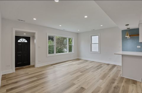 Tiny photo for 9705 Oak Park Avenue, Oak Lawn, IL 60453 (MLS # 12481786)