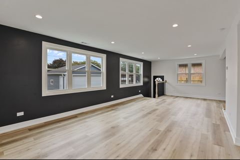 Tiny photo for 9705 Oak Park Avenue, Oak Lawn, IL 60453 (MLS # 12481786)