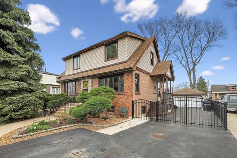 Tiny photo for 8021 S Lavergne Avenue, Burbank, IL 60459 (MLS # 12611755)