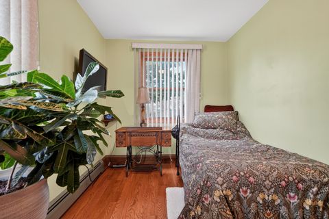 Tiny photo for 8021 S Lavergne Avenue, Burbank, IL 60459 (MLS # 12611755)