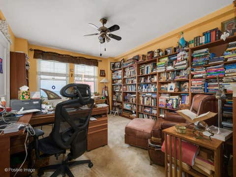 Tiny photo for 5555 N SHERIDAN Road #1612, Chicago, IL 60640 (MLS # 12685255)