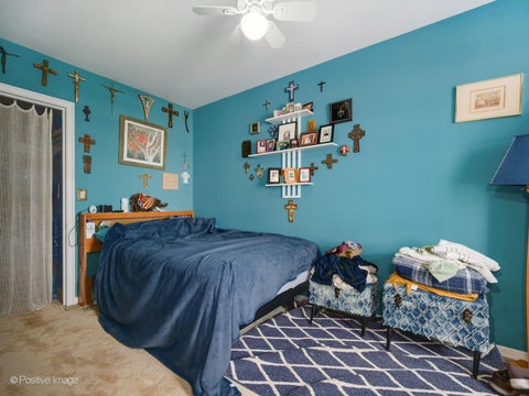 Tiny photo for 5555 N SHERIDAN Road #1612, Chicago, IL 60640 (MLS # 12685255)