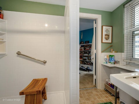 Tiny photo for 5555 N SHERIDAN Road #1612, Chicago, IL 60640 (MLS # 12685255)