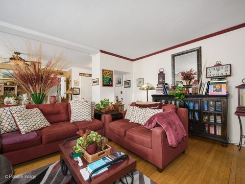 Tiny photo for 5555 N SHERIDAN Road #1612, Chicago, IL 60640 (MLS # 12685255)