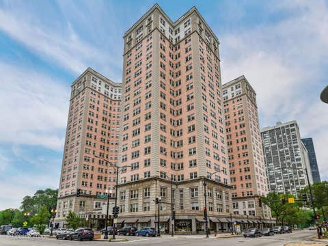 Photo of 5555 N SHERIDAN Road #1612, Chicago, IL 60640 (MLS # 12685255)