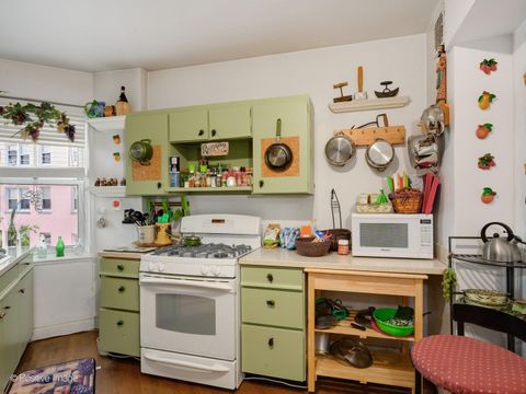 Tiny photo for 5555 N SHERIDAN Road #1612, Chicago, IL 60640 (MLS # 12685255)